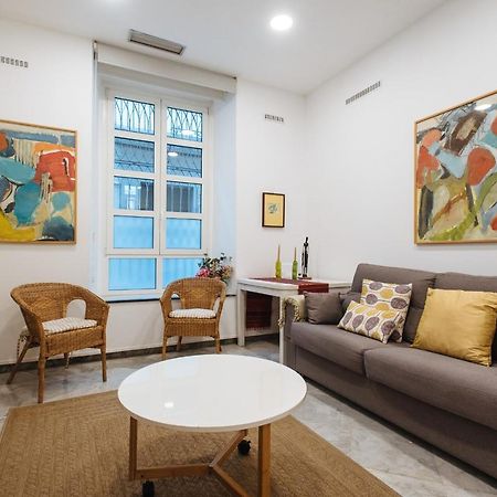 Apartamento Cerca De La Catedral Registro Vut 00617 Sevilla Dış mekan fotoğraf