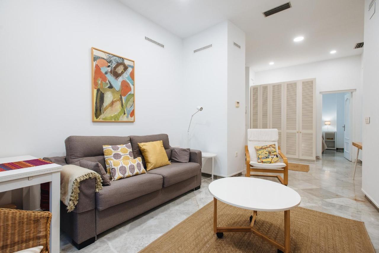 Apartamento Cerca De La Catedral Registro Vut 00617 Sevilla Dış mekan fotoğraf