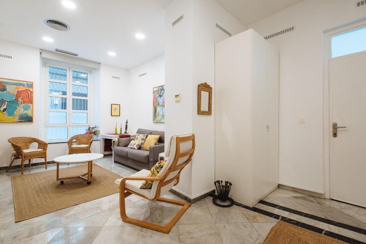 Apartamento Cerca De La Catedral Registro Vut 00617 Sevilla Dış mekan fotoğraf