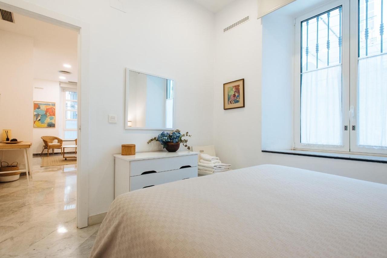 Apartamento Cerca De La Catedral Registro Vut 00617 Sevilla Dış mekan fotoğraf